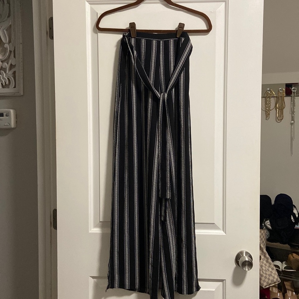 Black flowing women dress pant side slit tie front with top 2 pc set